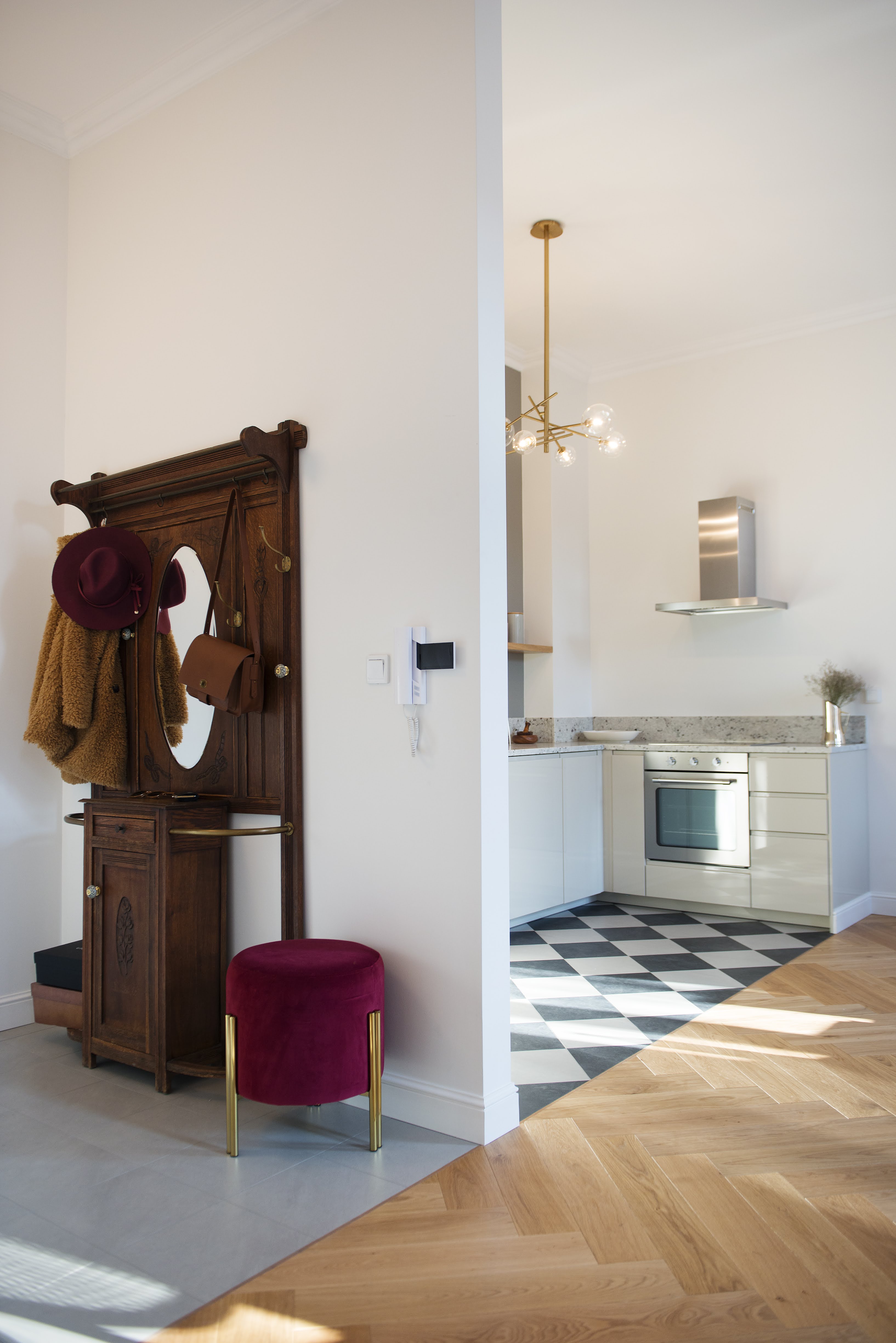 Dzięki otwartemu układowi części dziennej, mieszkanie jest jasne i przestronne.